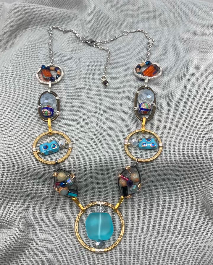 obrien-glass-necklace